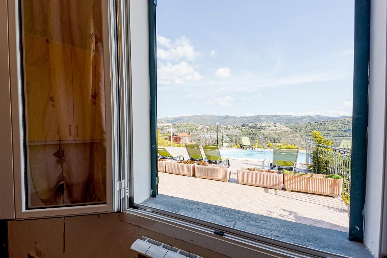 Agriturismo Le Mimose インペリア エクステリア 写真