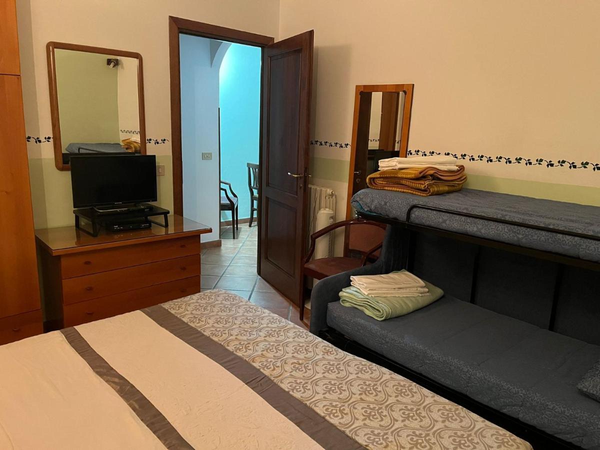 Agriturismo Le Mimose インペリア エクステリア 写真